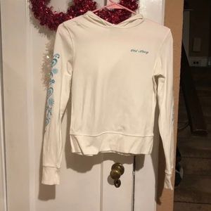 old navy Y2K era white pullover with blue details